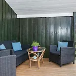 4 Person In Toftlund-by Traum